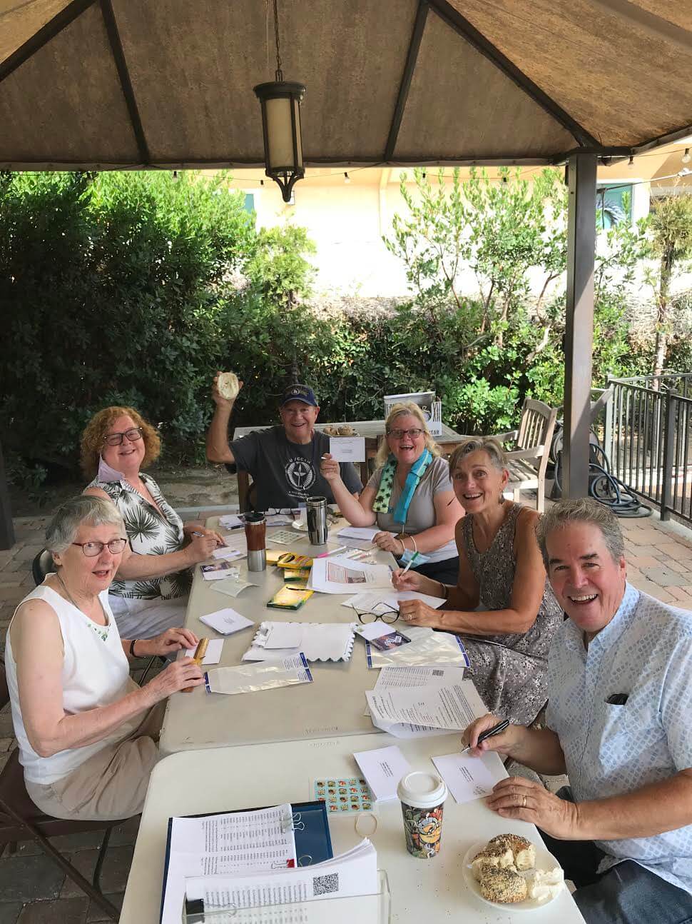 Postcard writing session in the Courtyard (UU the Vote)