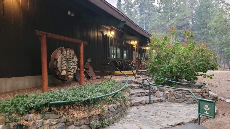 Camp de Benneville Pines Homet Lodge front